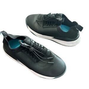 Globe Women's Black Sneakers